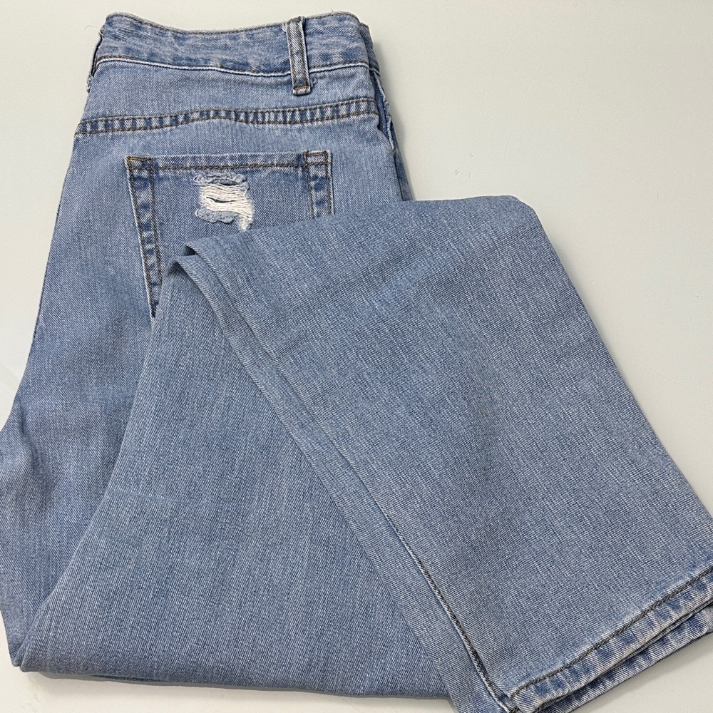 SHEIN Distressed Straight Leg Jeans
